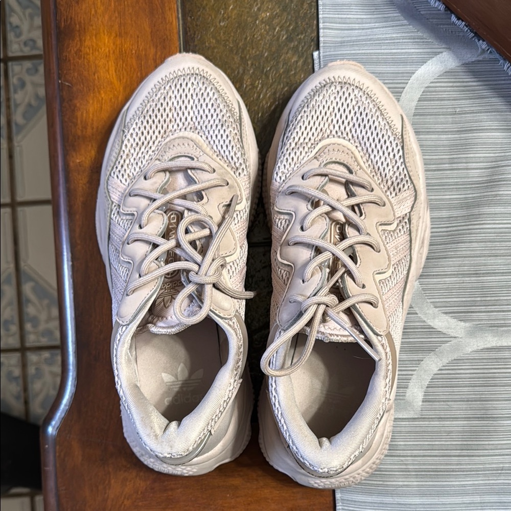 Adidas Women's Beige Sneakers